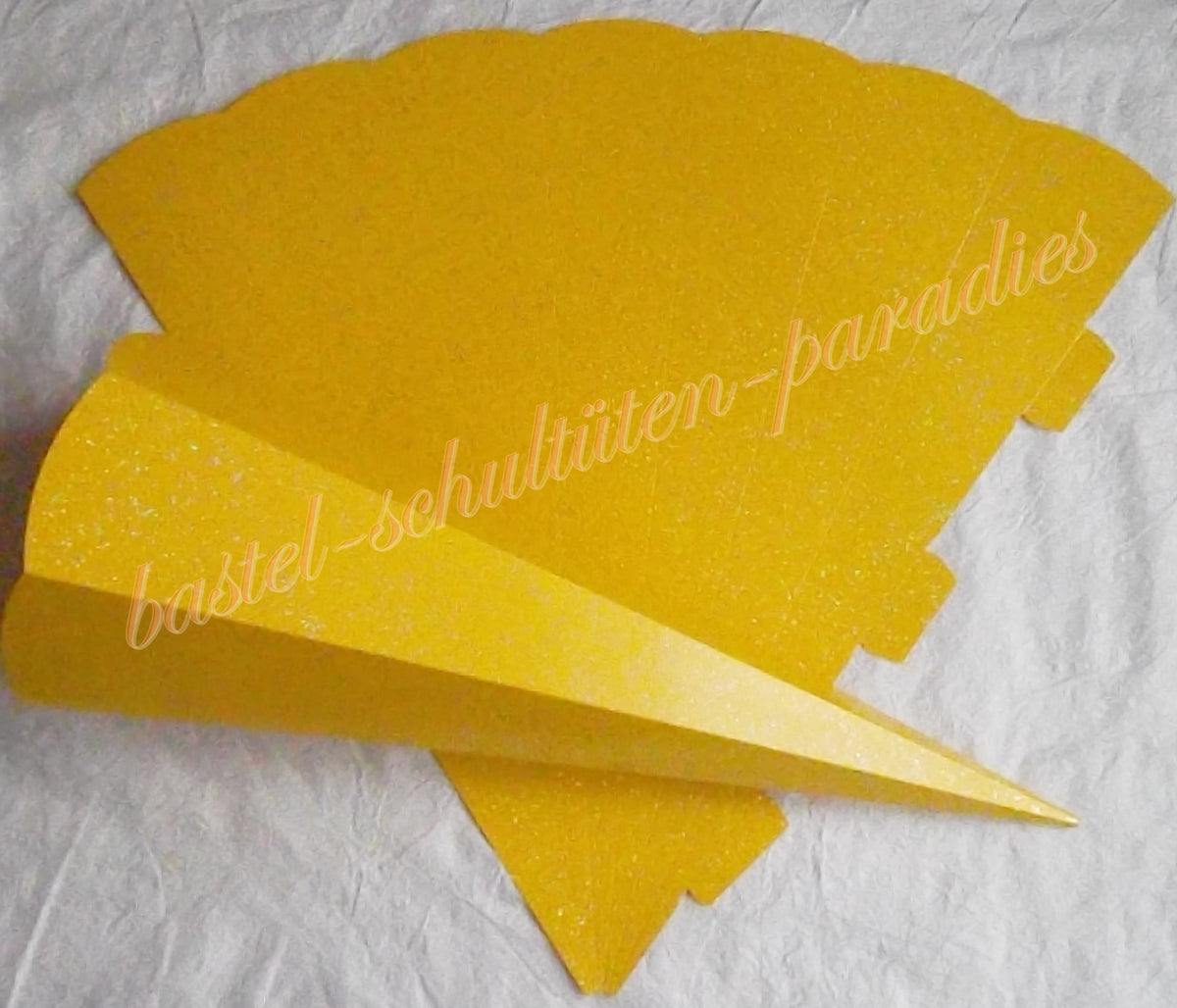 Schultütenrohling "Diamant" 70cm gelb