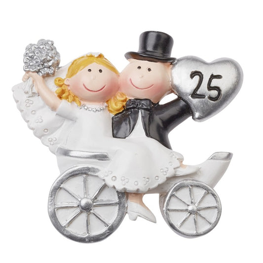 Silbernes Hochzeitspaar 5 cm in der Kutsche 2D