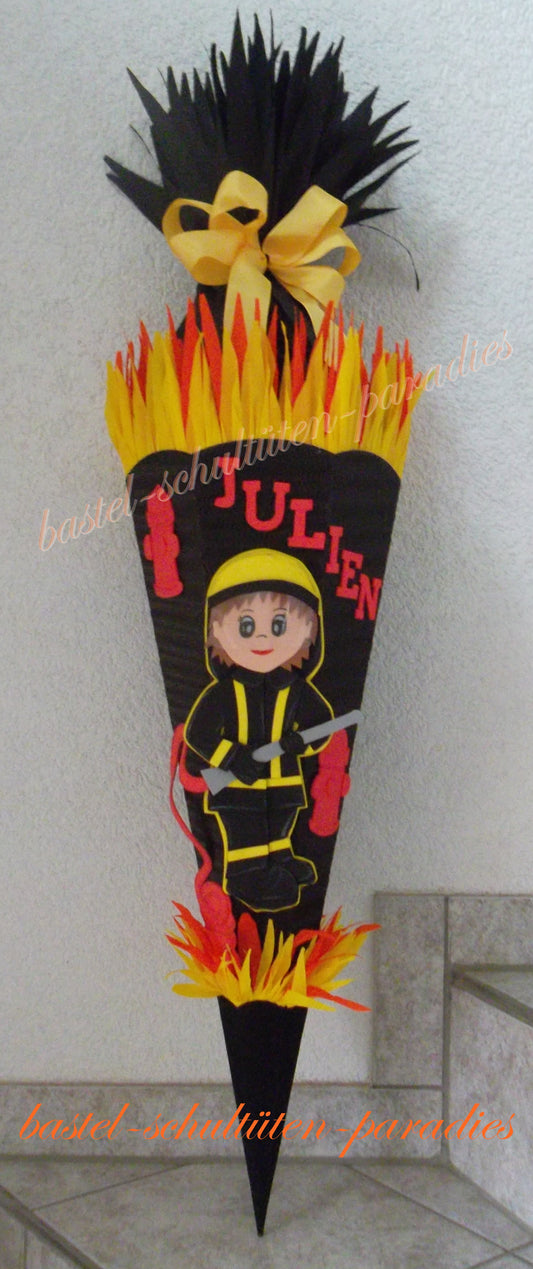 Schultüten Bastelset Feuerwehrmann schwarz-gelb-rot