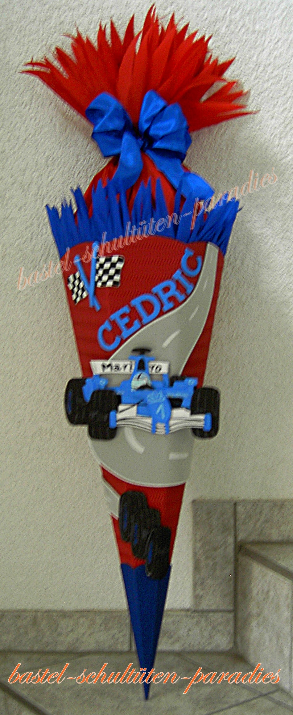 Schultüten Bastelset Formel 1 rot-blau
