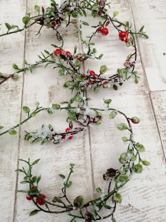 Beerengirlande gefrostet mit roten Beeren 150cm künstliche Pflanzen Dekoration basteln