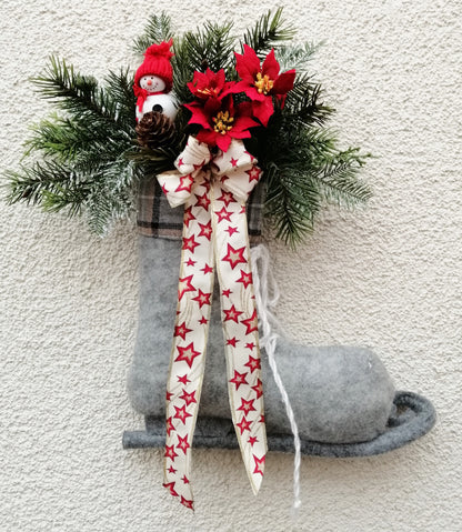Türkranz/ Dekorativer Filzschlittschuh grün-rot mit Weihnachtsstern und Schneemann Weihnacht / Winter ca.33cm x36cm Handarbeit/ Einzelstück