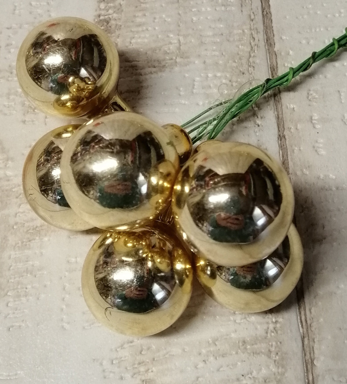 Glaskugeln am Draht 24mm gold glänzend 6Stck zum Basteln und Dekorieren