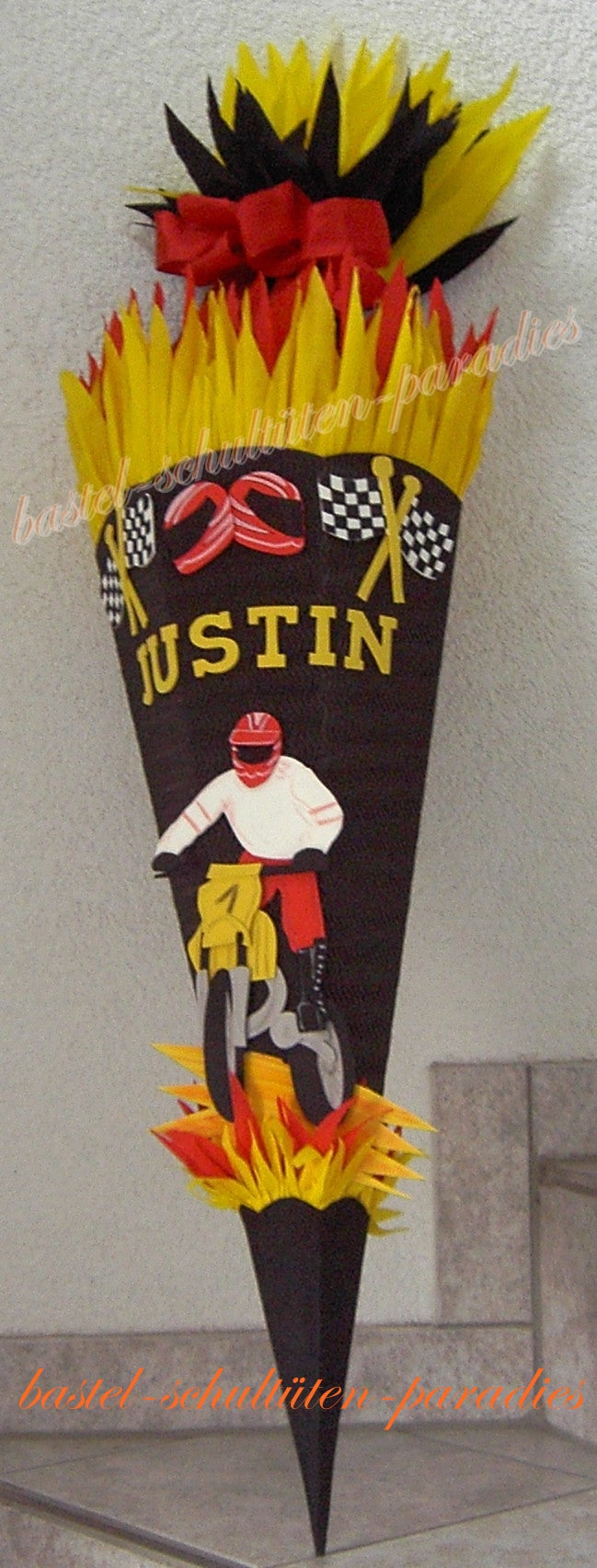 Schultüten Bastelset Motocross schwarz-gelb-rot