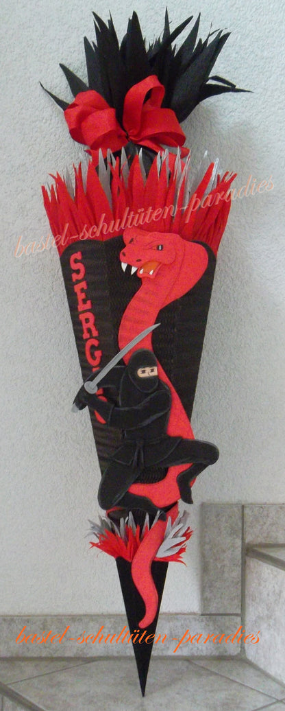 Schultüten Bastelset Ninja mit Schlange schwarz-rot