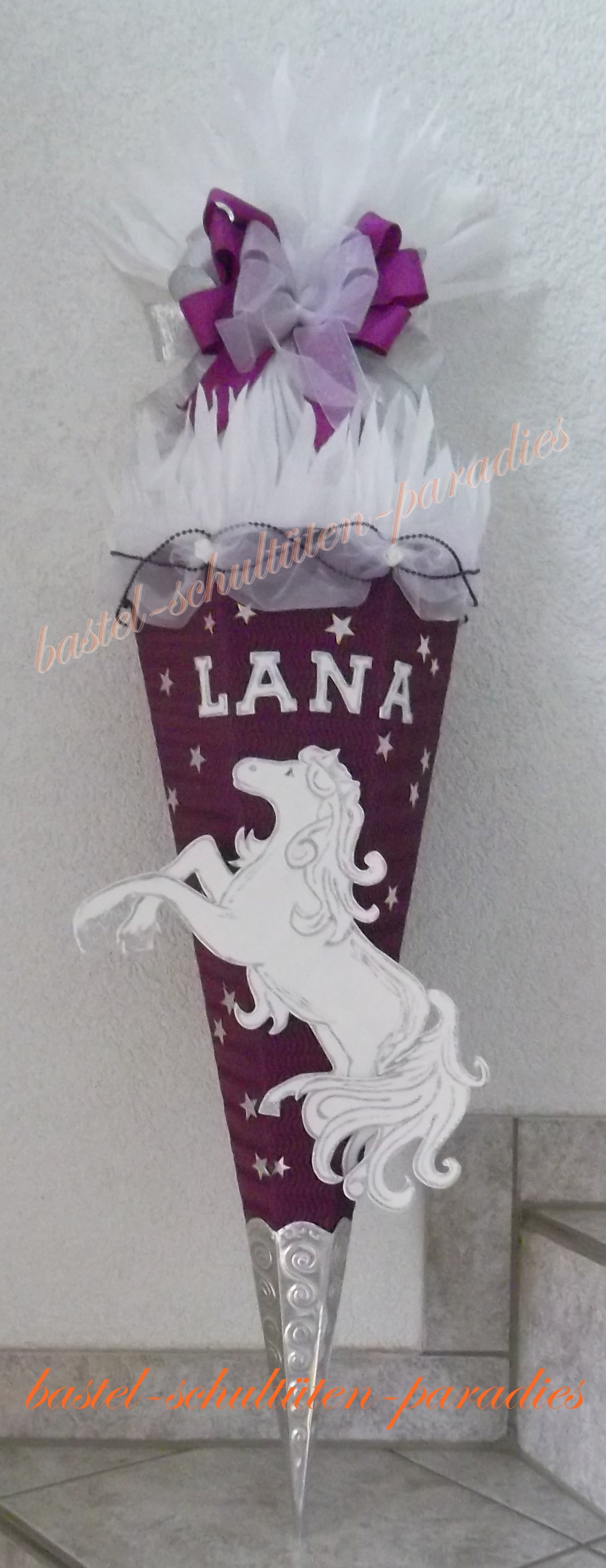 Schultüten Bastelset Einhorn/Pferd lila-weiß mit Organza, Metallspitze und Sterne