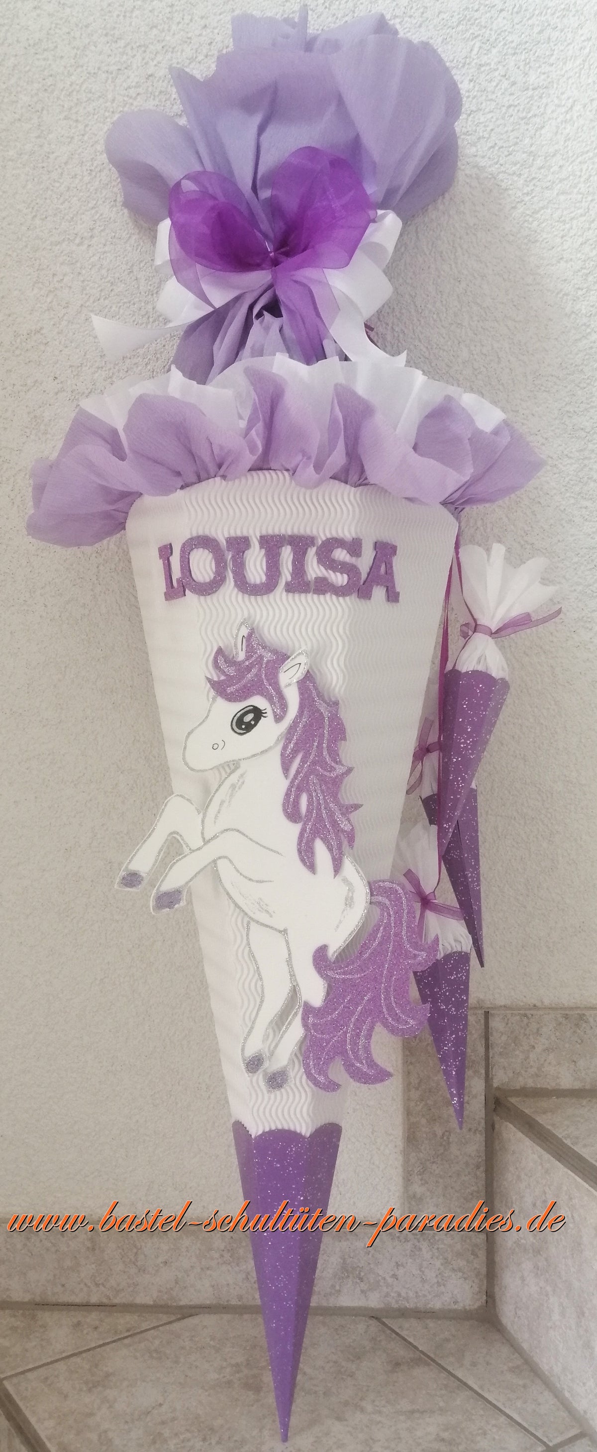 Schultüten Bastelset Einhorn Pony weiß-lila-Glitter mit 3 kleinen Tüten zum Anhängen