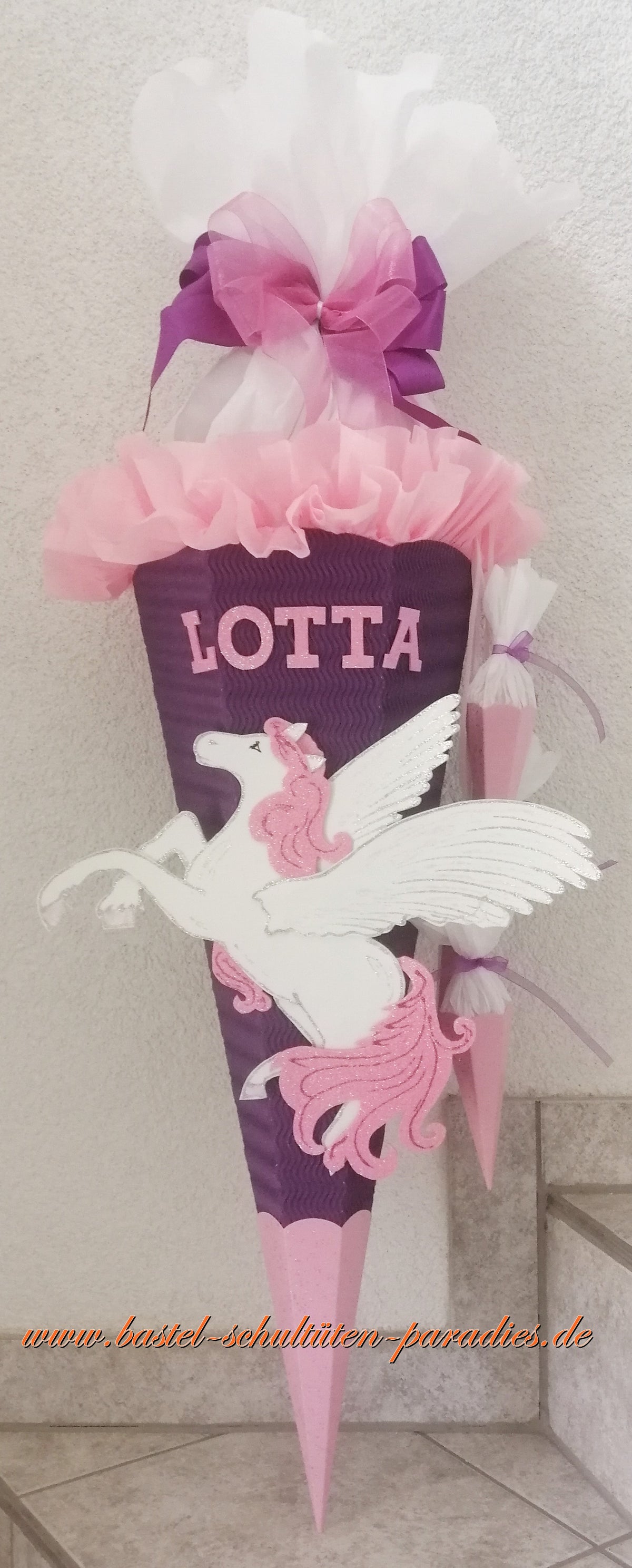 Schultüten Bastelset Pegasus lila-rosa-weiß-Glitter mit 3 kleinen Tüten zum Anhängen