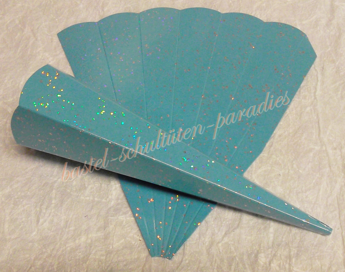Schultütenrohling "Diamant" 18cm hellblau