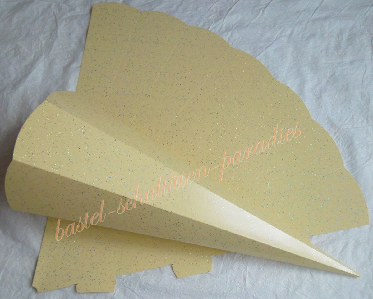 Schultütenrohling "Diamant" 70cm vanille