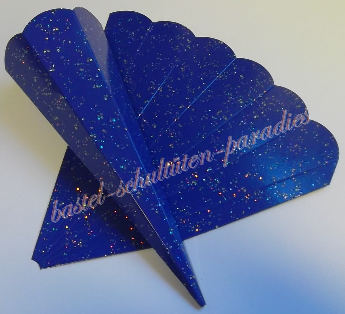 Schultütenrohling "Diamant" 23cm blau